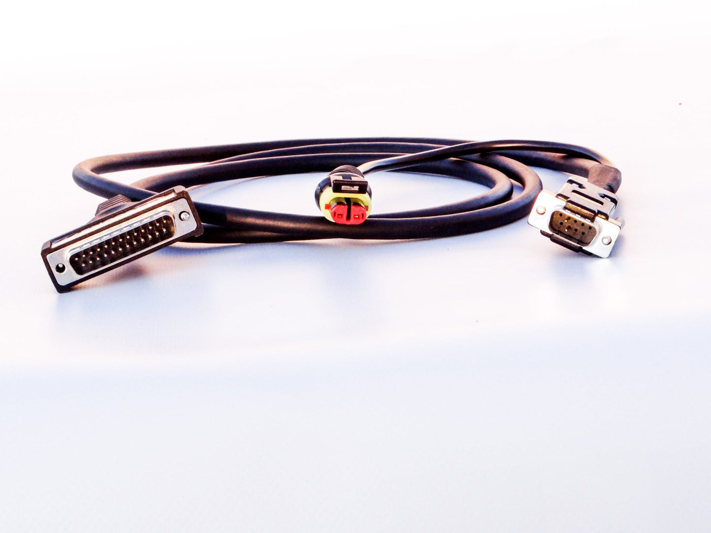 Massey Ferguson cable redondo de 16 pines - 144300K277 - alientech - america